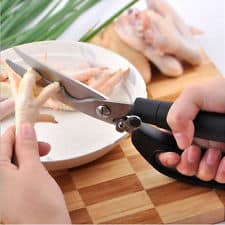 poultry shears cutting chicken feet